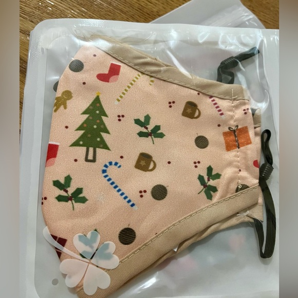 4 New Adult Fabric Masks - Christmas Patterns - Adjustable Ear Straps - 2 Layers - Picture 4 of 6